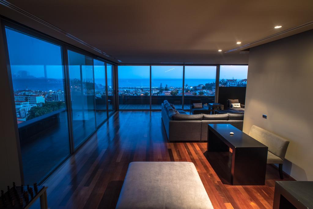 Arts In Penthouse Apartments Til Sol Funchal  Exterior photo