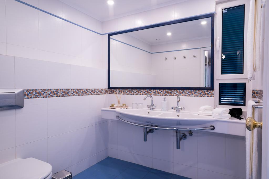 Arts In Penthouse Apartments Til Sol Funchal  Exterior photo